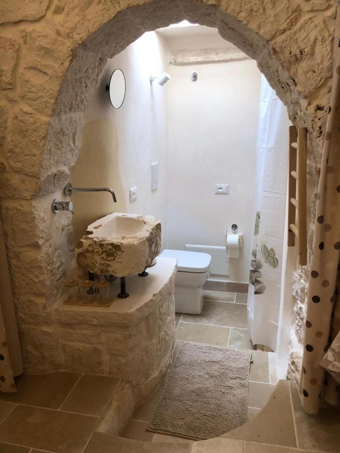 Trullo Del Sol Guest House Ceglie Messapica Bagian luar foto